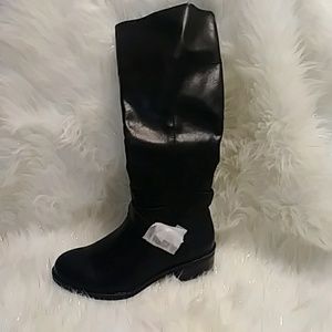 Arizona Jean Co wide width boots